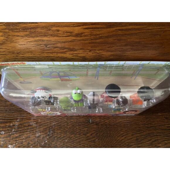 Ryan's World Collectible Action Figure 8-Piece Set - Ryans Toy Review Play Set - Picture 6 of 6